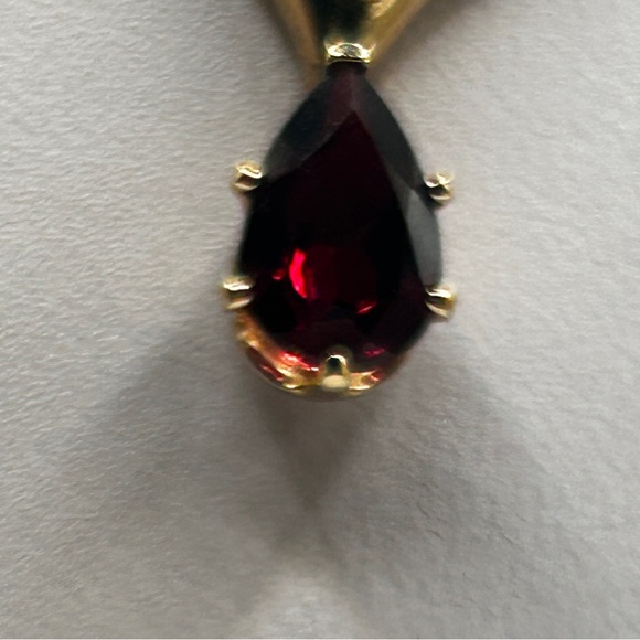 Vintage Burgundy Garnet Gemstone Gold Necklace January Birthstone - Picture 11 of 13